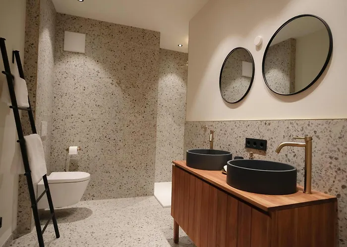 1494 Wohnen Und Kultur Im Denkmal * 미에밍