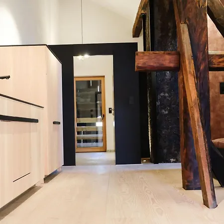 1494 Wohnen Und Kultur Im Denkmal *