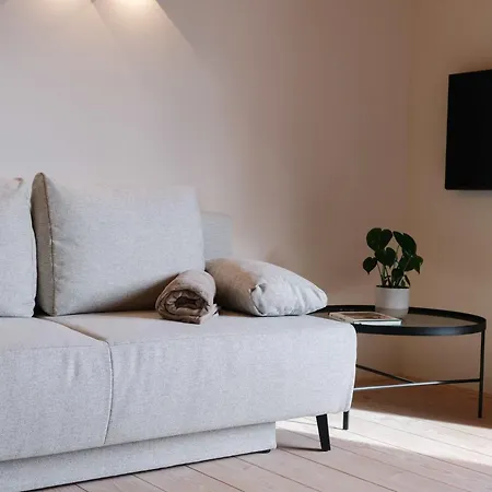 Apartment 1494 Wohnen Und Kultur Im Denkmal